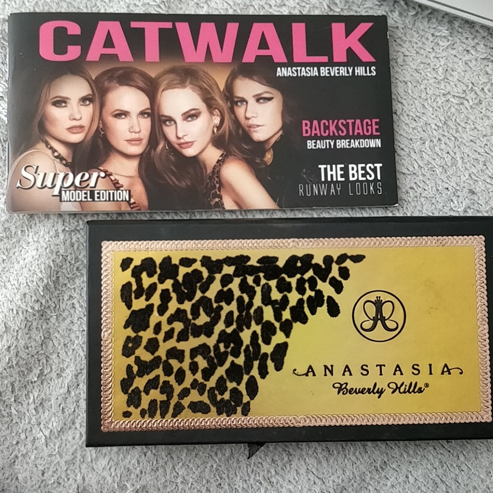 ABH Anastasia Beverly Hills Catwalk Pallet